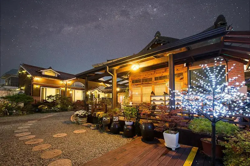 Sinragoon Hanok Pension