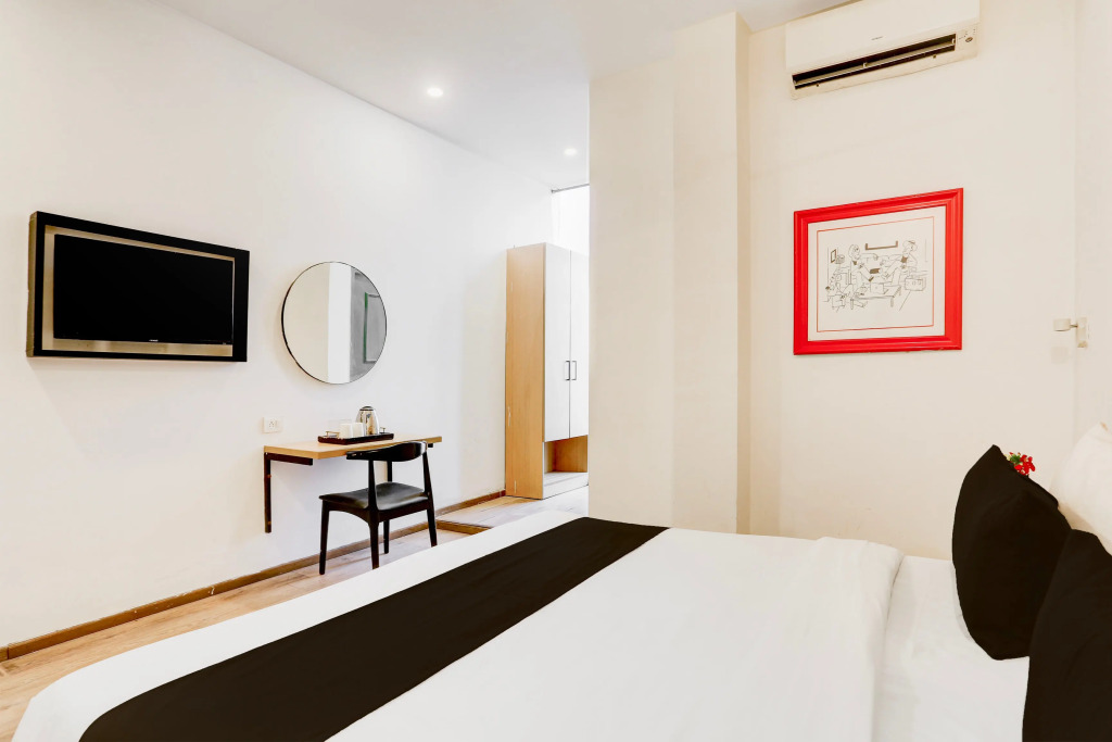 OYO Townhouse 76608 Vero