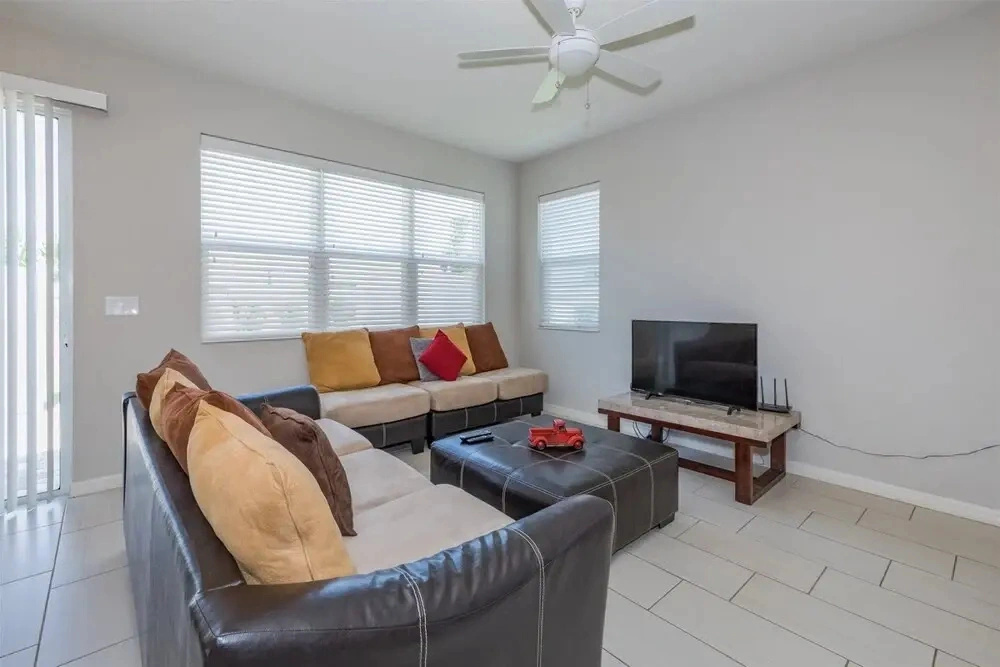 Compass Bay 5153