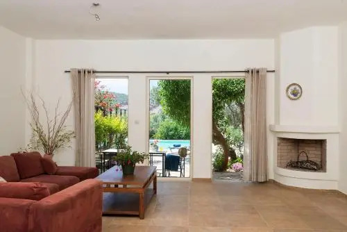 Istron Maisonettes with private pool