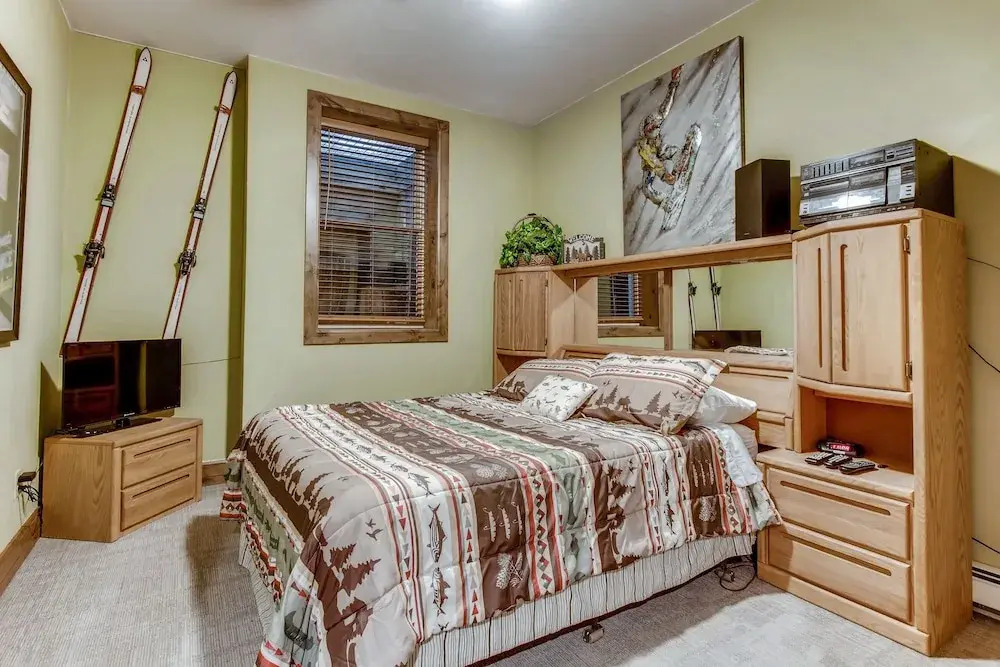 23137 Aspen Way Condo Unit 18 4 Bedrooms 3 Bathrooms Condo