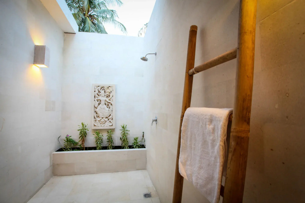 Sunset Palms Resort