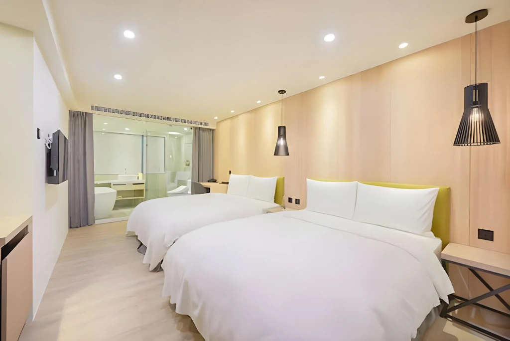Green Hotel - West District