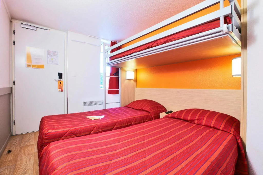 Hotel Fleury Merogis - Ex Premiere Classe Fleury Merogis