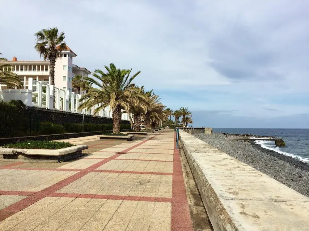 Apartment With 2 Bedrooms in Gaula, With Wonderful sea View, Balcony a