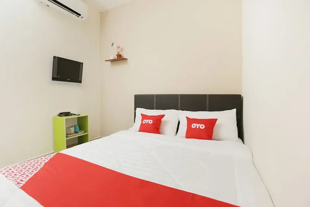 Semerah Suites by OYO Rooms