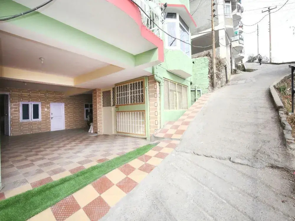 Oyo 13110 Home Valley View 3Bhk Panthaghati
