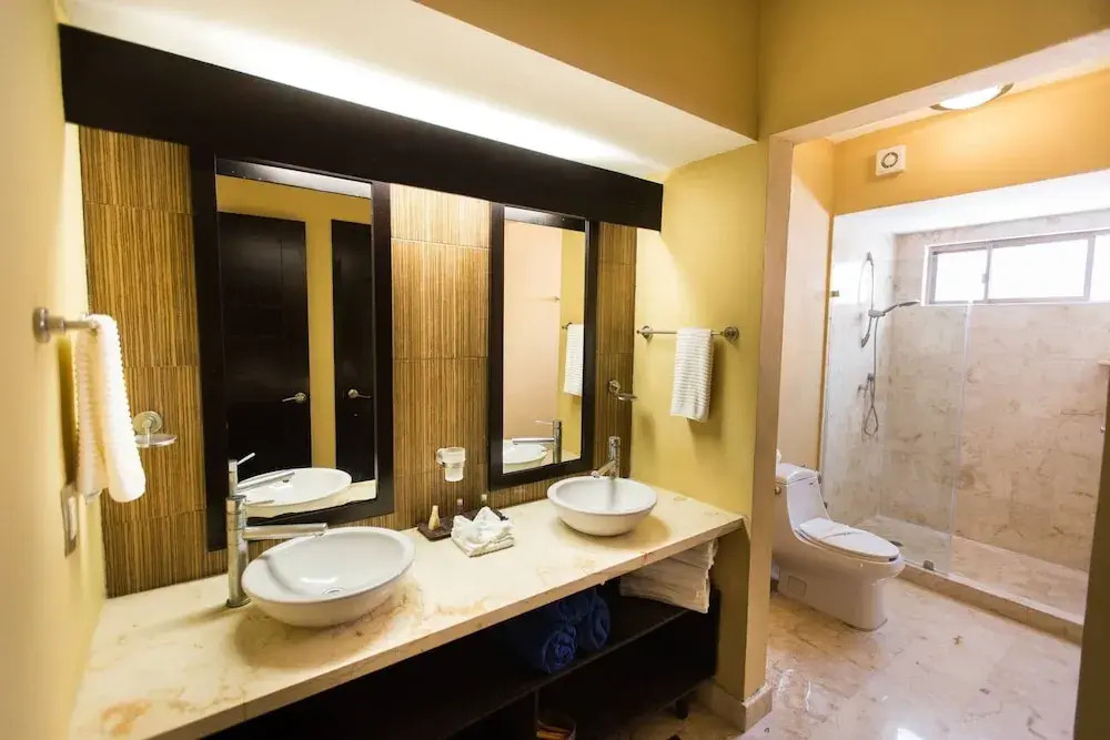 Corto Maltes 101 Cozy 3 Bedroom!! Stunning Views!!