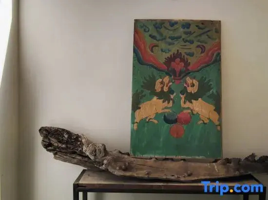 LiTang Xingye International Youth Hostel