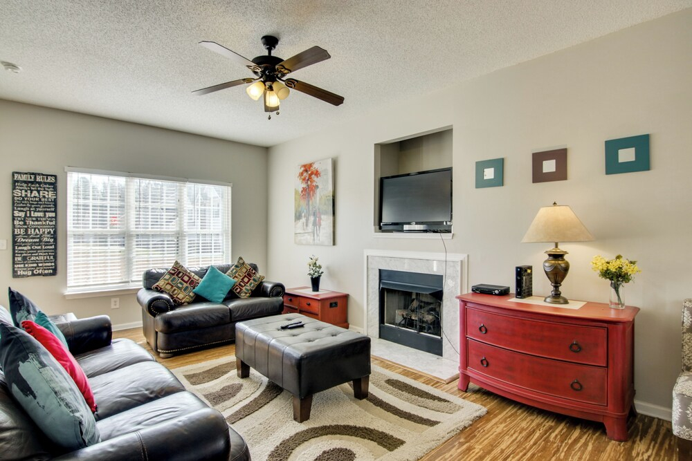 Quiet Oasis in Charlotte! Home Near Uncc Campus