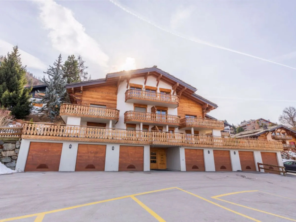 Apartment Grands Ducs 101G by Interhome
