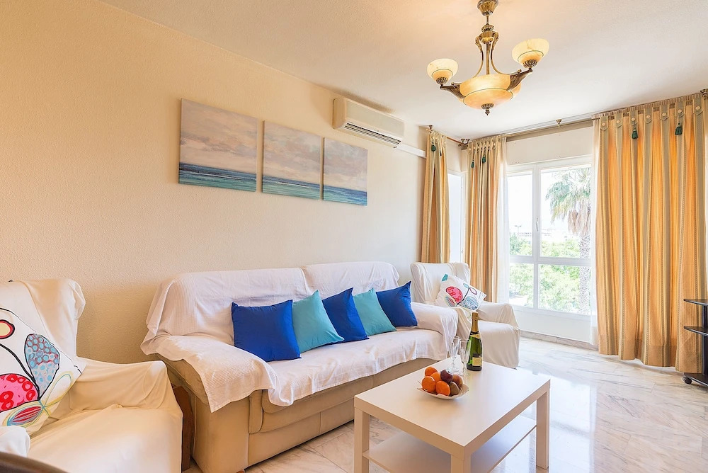 Apartamentos BAHIA de HUELIN