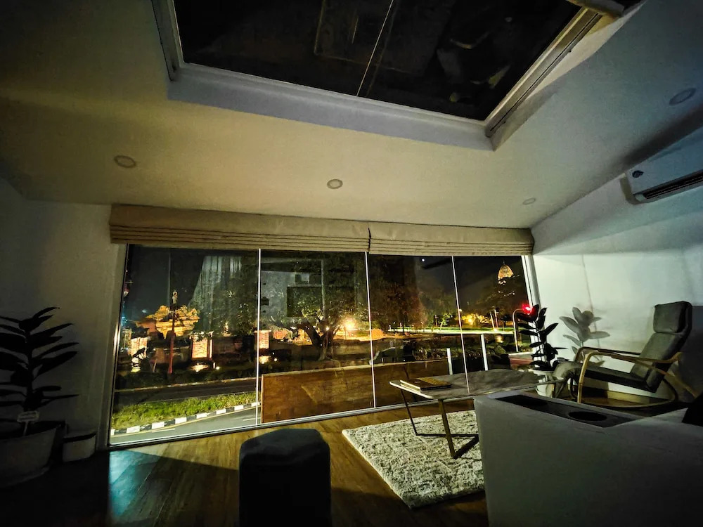 One Dhatu Ayutthaya Premium Homestay