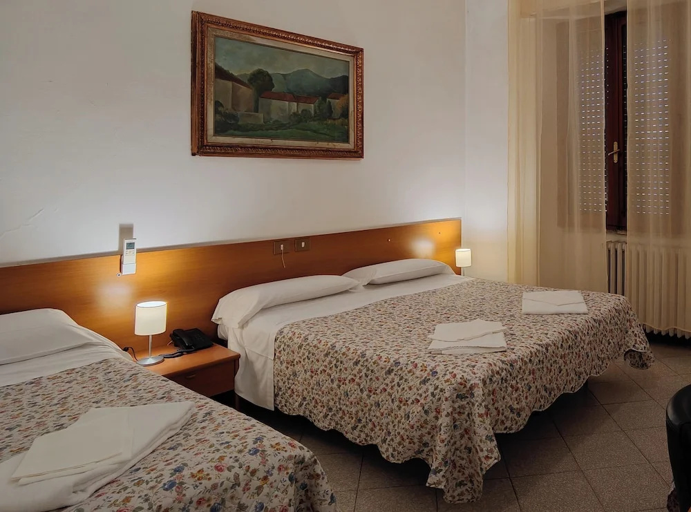 Albergo Italia di Nardi Renzo & C Snc