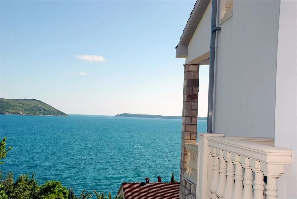 Garni Hotel Bokeška Noć