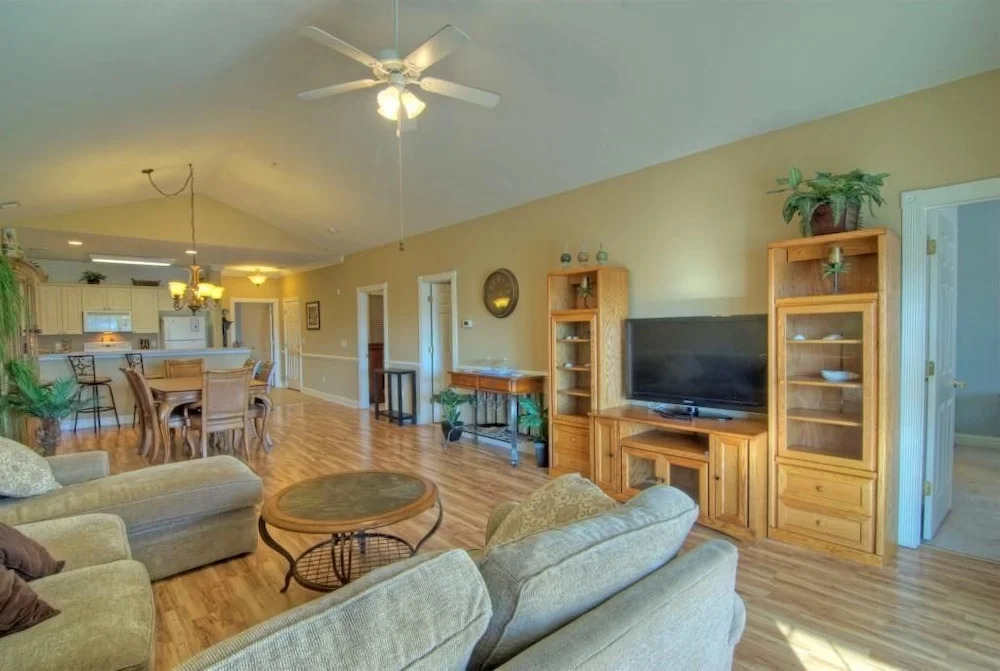 Magnolia Pointe 404-4861