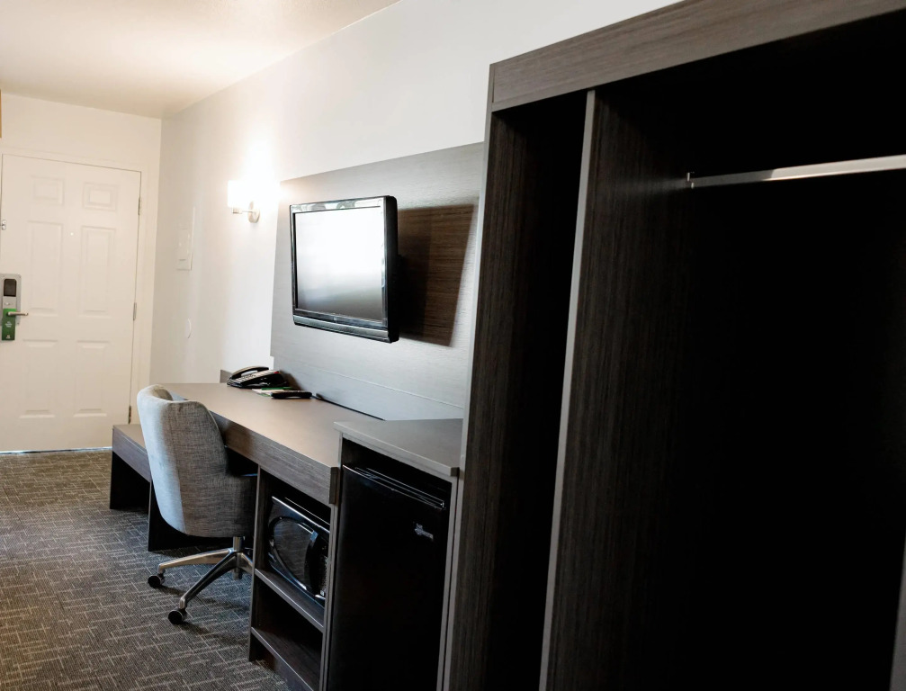 Quality Inn & Suites Lathrop