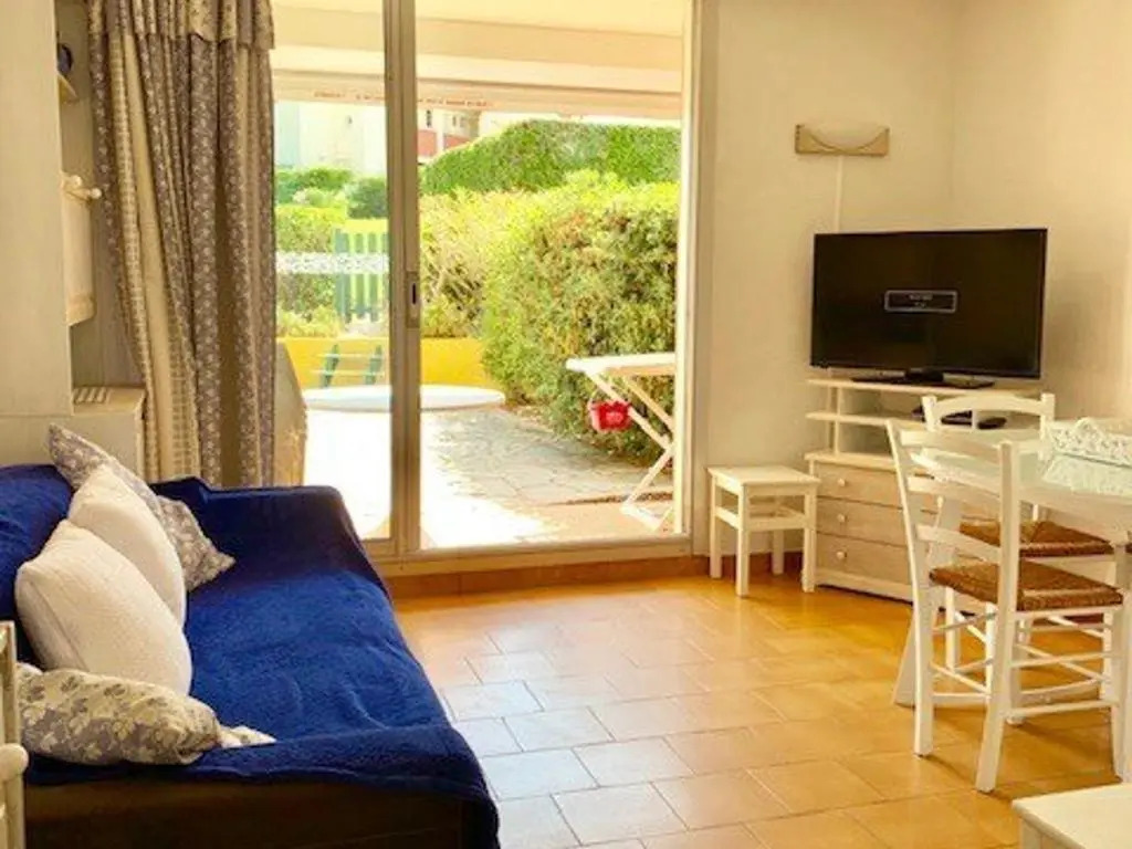 Appartement Cap d'Agde, 2 pièces, 6 personnes - FR-1-607-84