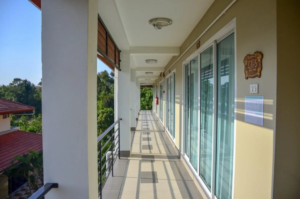 Tachang Airport Hotel