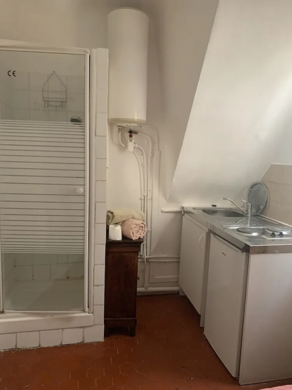 Petit studio centre ville Haussmannien