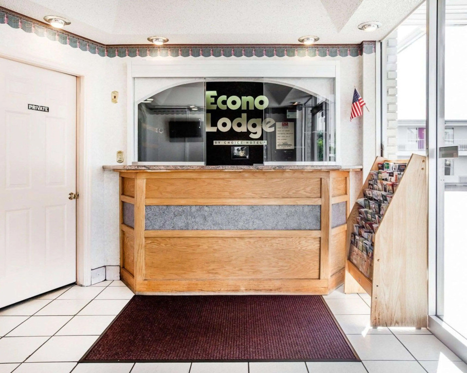 Econo Lodge McDonough South