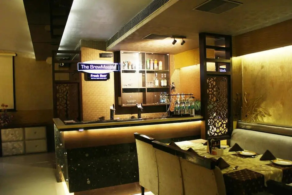 HOTEL SILVER STONE
