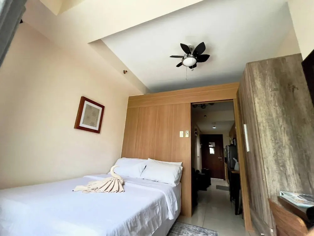 Condo At Shell Residences