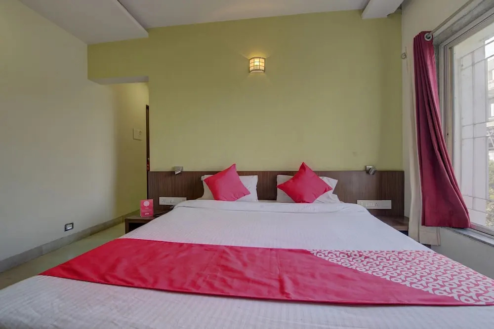 OYO 24981 Hotel Ashwamedh Residency