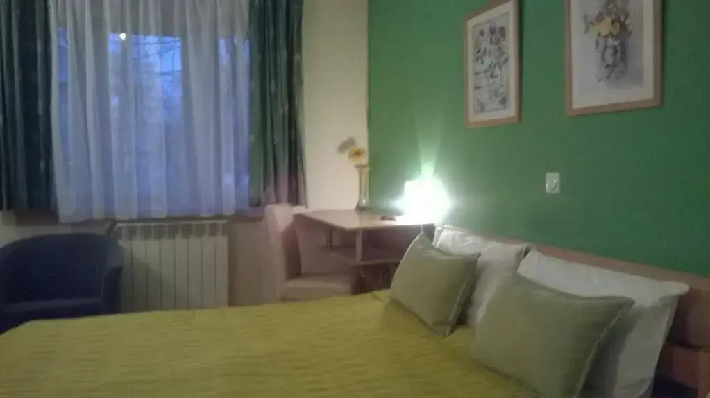 Hotel 7