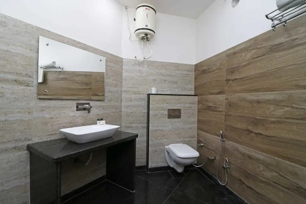 Stayapart Hotel Prema Palace