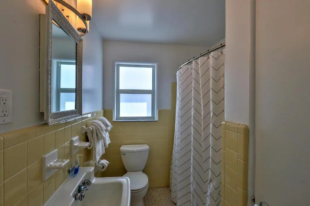 Ocean Eleven Suites