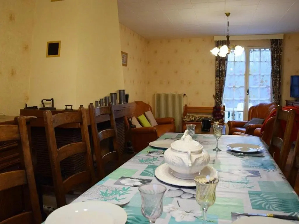 Gîte familial avec jardin, billard, vélos, et cheminée, au cœur du parc naturel du Perche. - FR-1-581-91