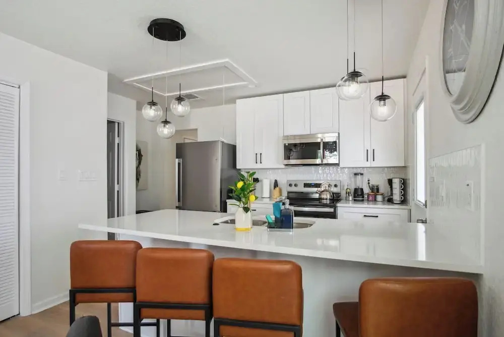 Your Amazing 3BR2BA Downtown Delight