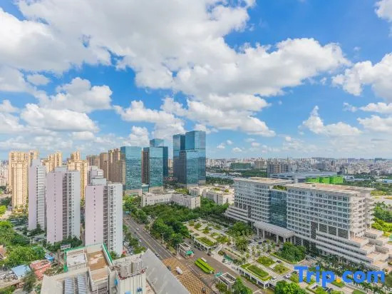 Yujianzhenpin.Yingyuan Hotel (Haikou Riyue Square Duty Free City)