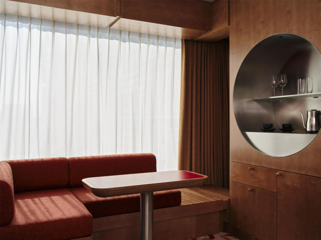 The Standard, Brussels