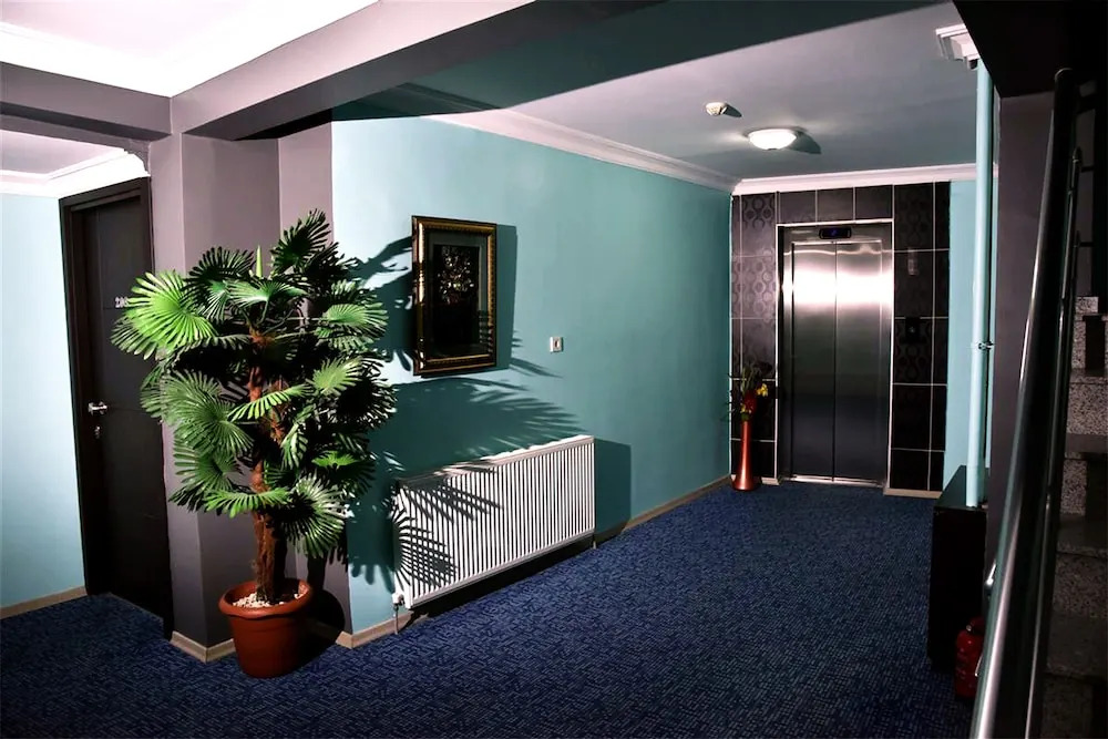Mavi Hotel