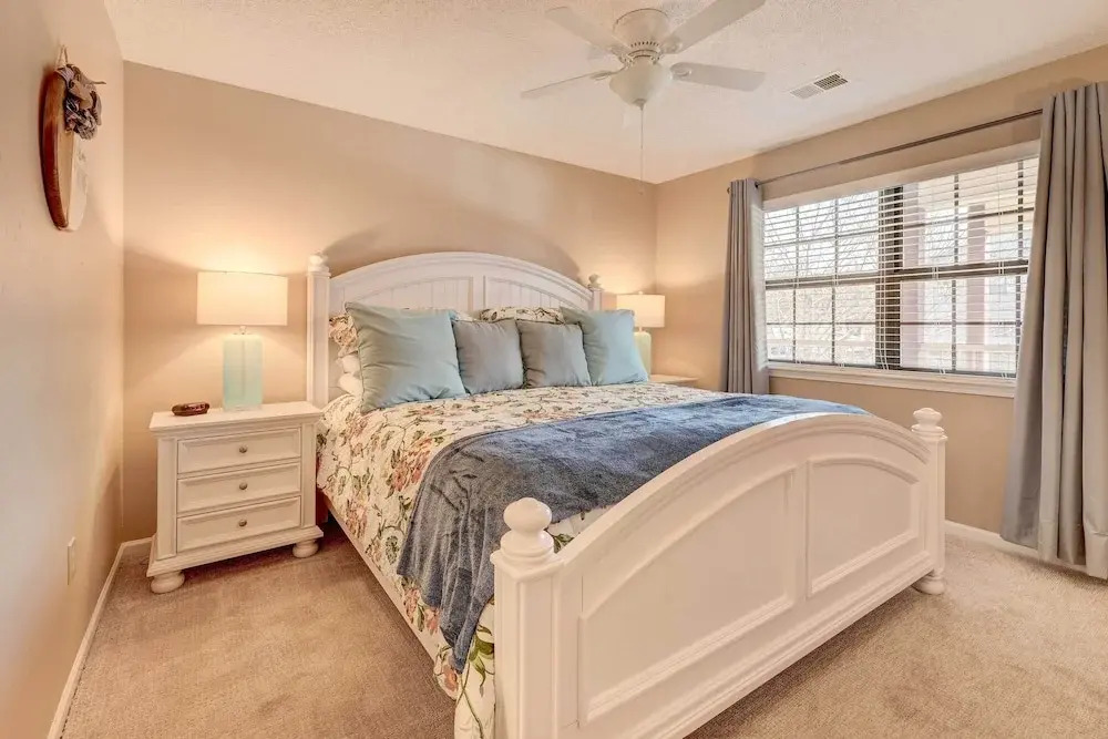 Branson Condo: 1 Mi to Dolly Parton's Stampede!