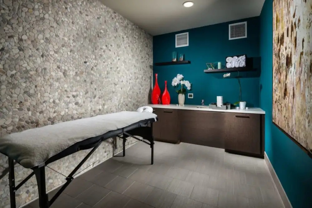 Global Luxury Suites at Koreatown