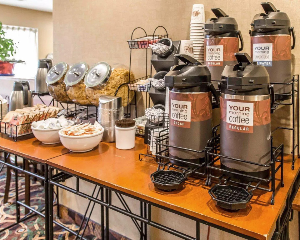 Avion Inn Near LGA Airport, an Ascend Collection Hotel