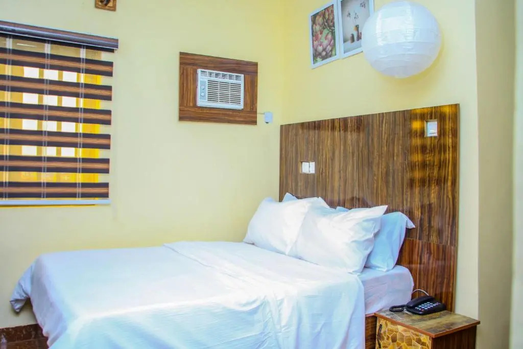 Ontario Suites
