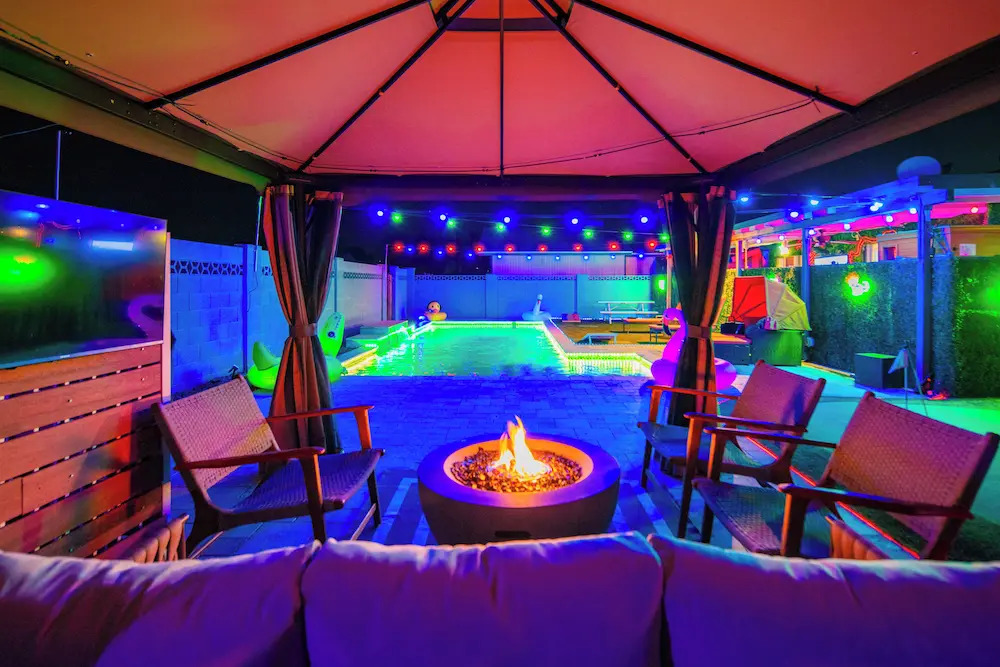 Poolside Nights & Neon Vibes! Scottsdale Escape