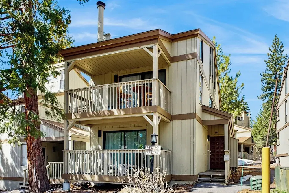 Lake Tahoe Adventure Base! Townhome w/ Pool Access