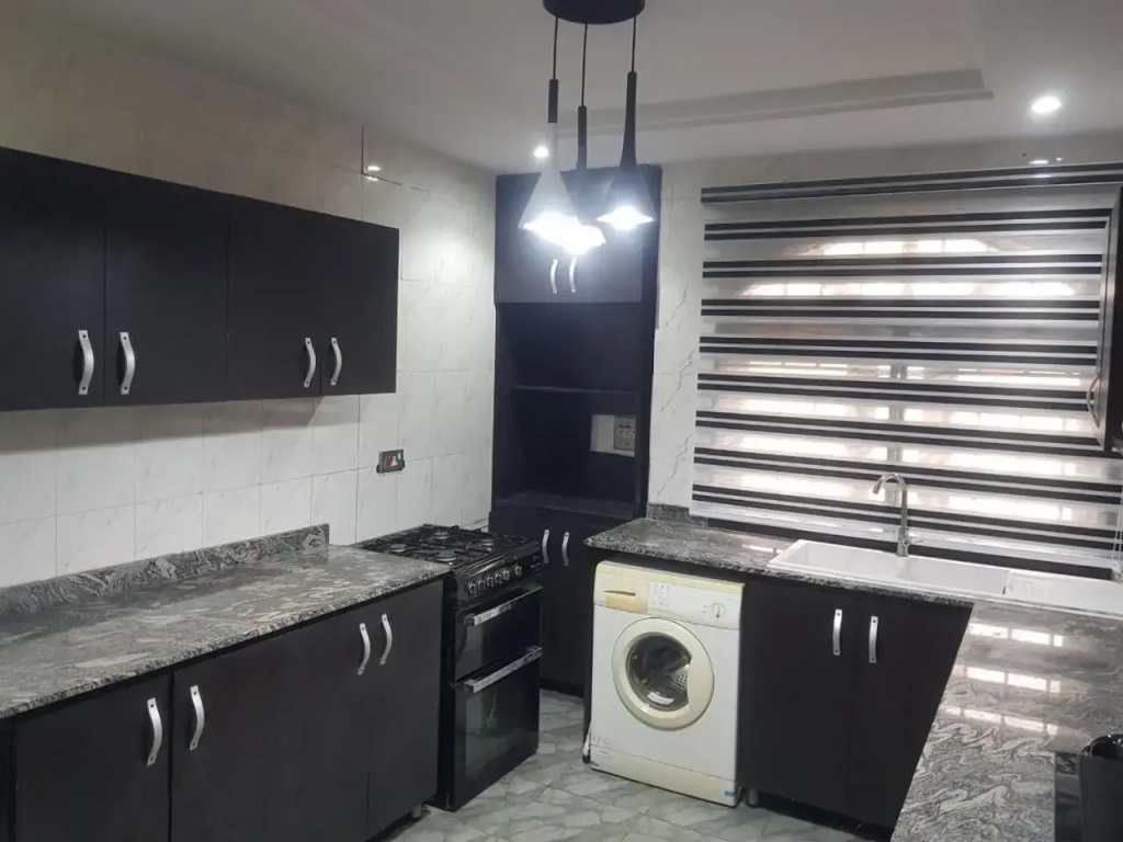 Well furnished 3 bed apartment