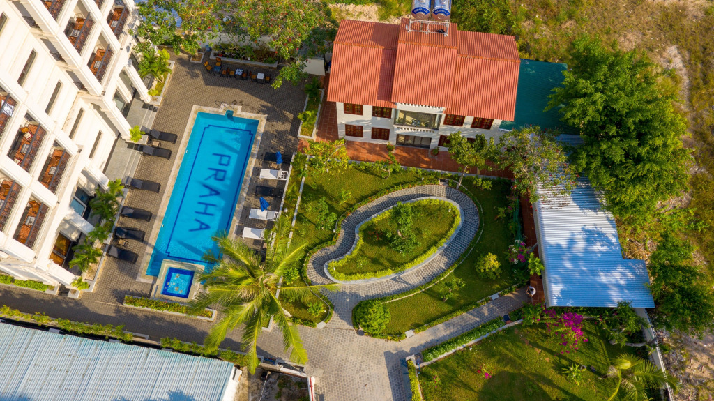 Praha Hotel Phú Quốc
