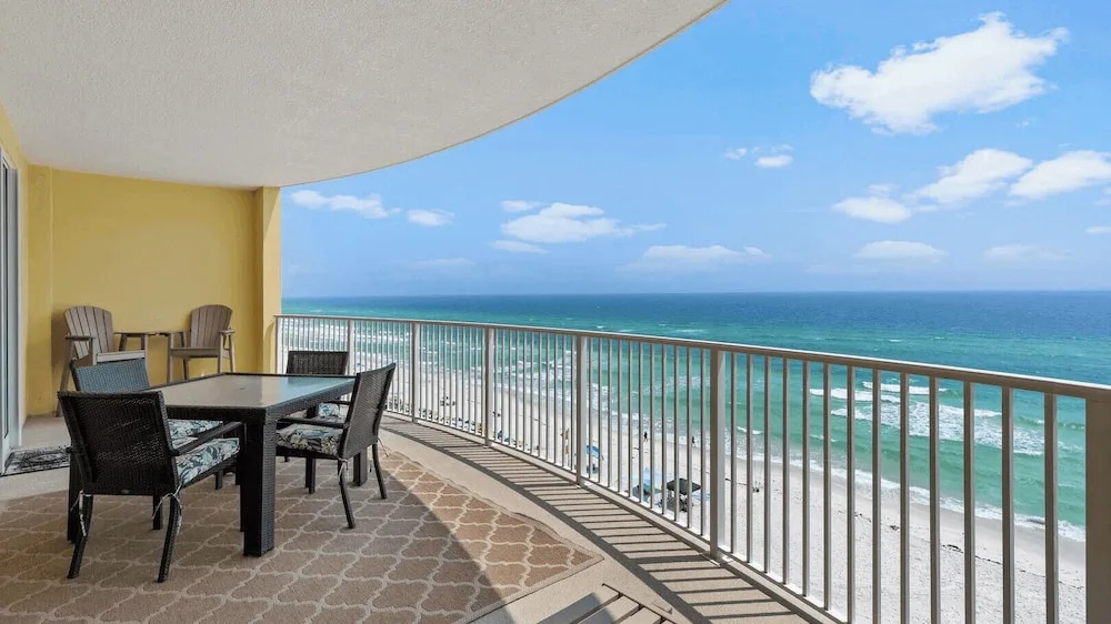 Front Beach Road, Unit 809 - Beach Happy Emerald Isle Resort Unit 809