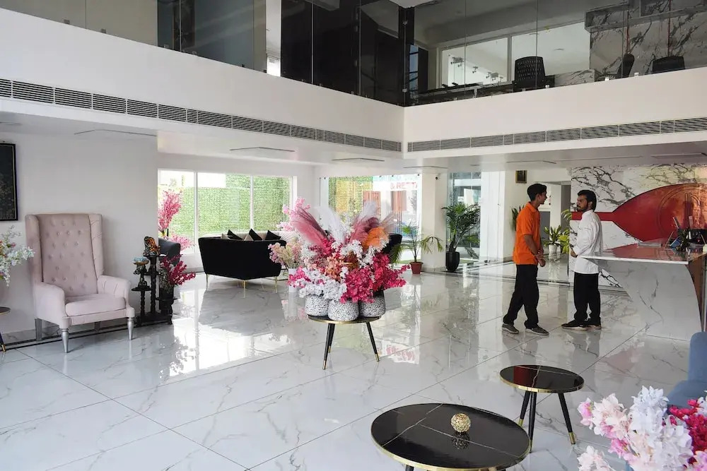 Country Ambience Hotel By Jags City Mall