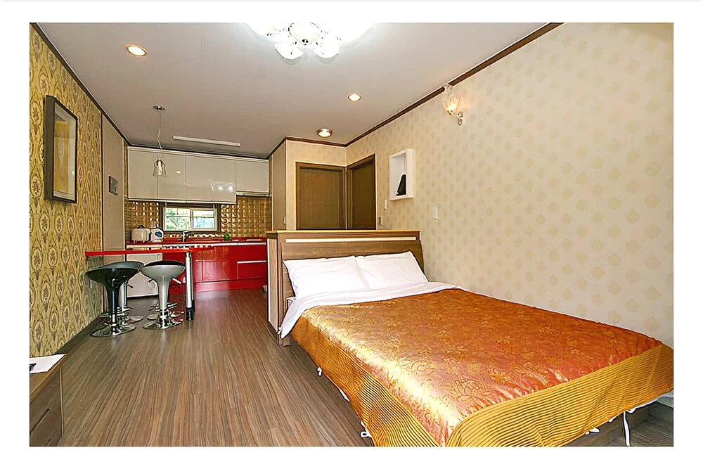 Jeongseon Galiwansan Story Pension