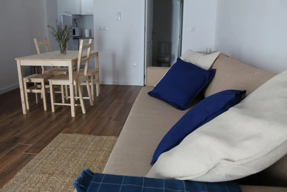 New Apartment Near Amoreiras by Rental4all