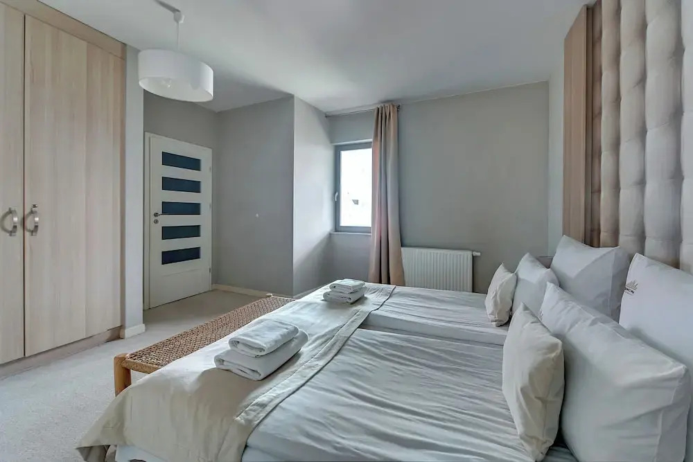 Waterlane Riverside SPA, Pool & Gym by Downtown Apartments