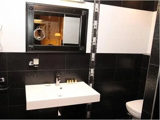 Rex Clinic Hotel